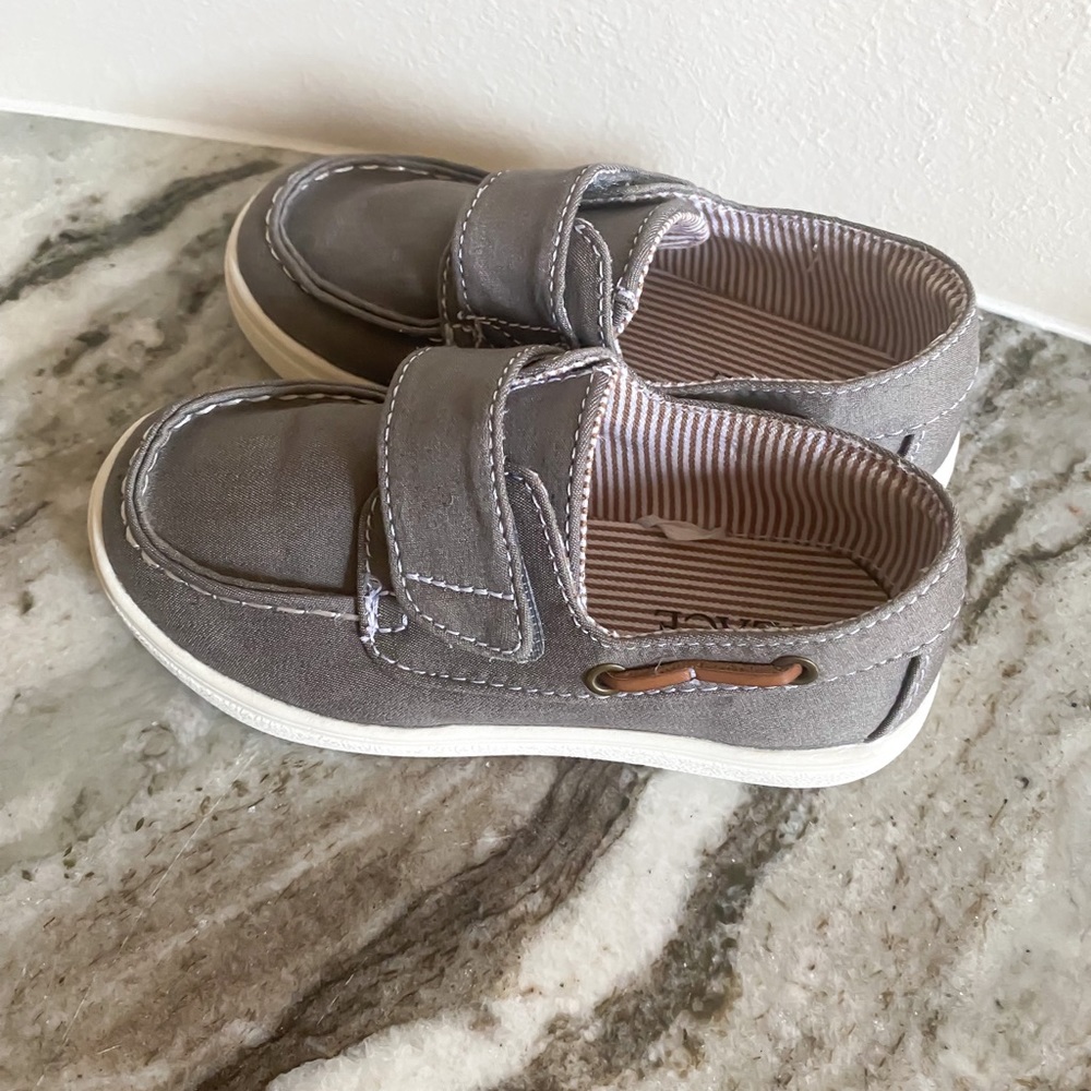 Children’s Place Toddler Boy Cambrey Boat Shoes -Size 8
